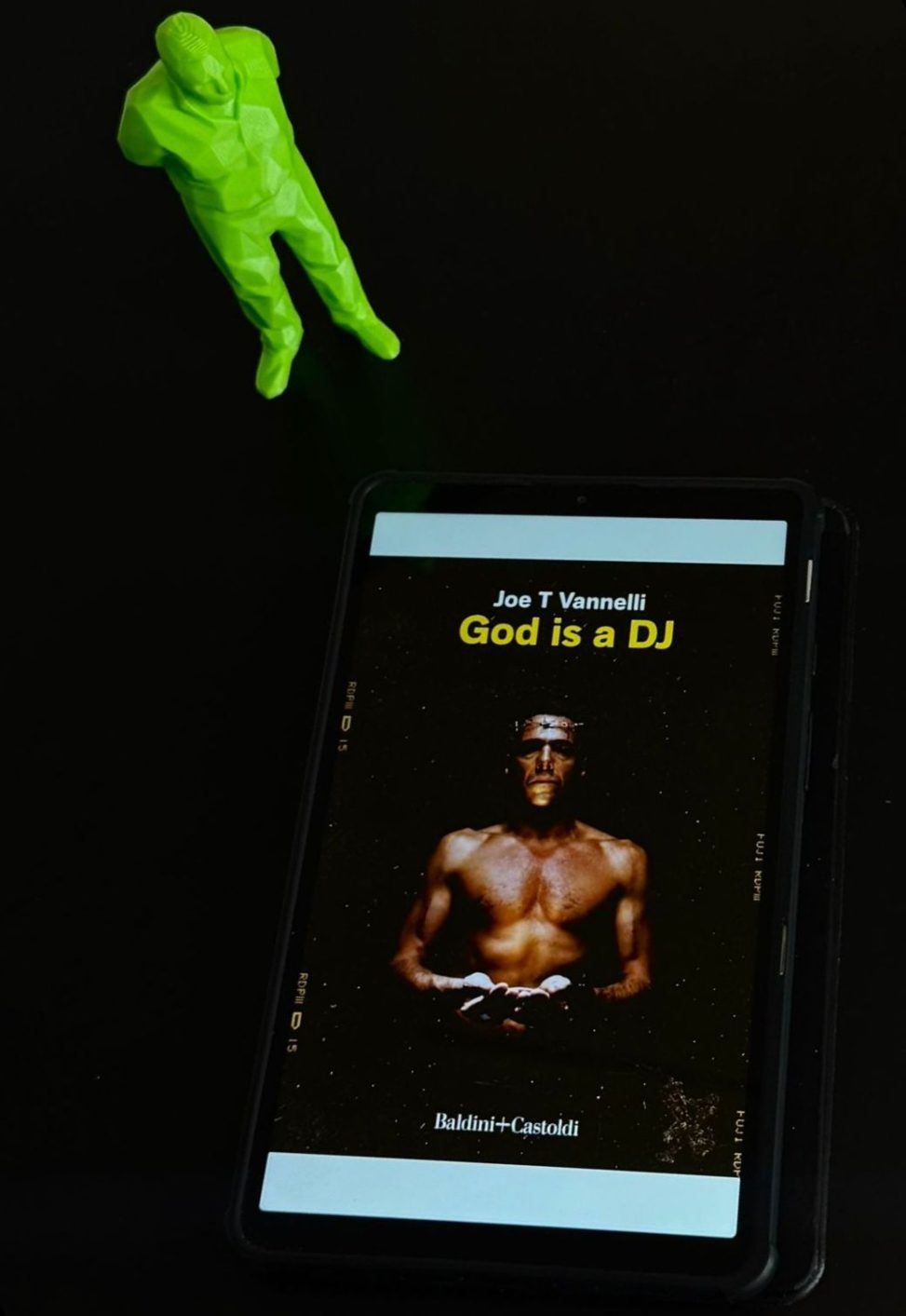 LibriVsMusica - God Is a DJ